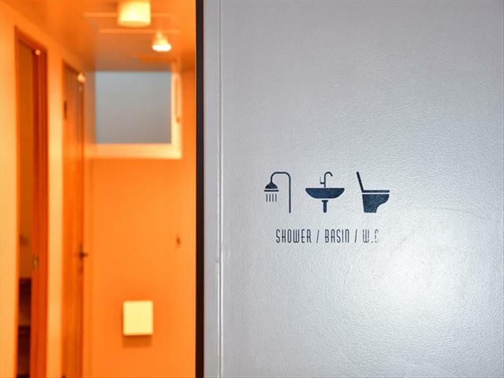 Mayudama Cabin Hostel Yokohama  Exterior photo
